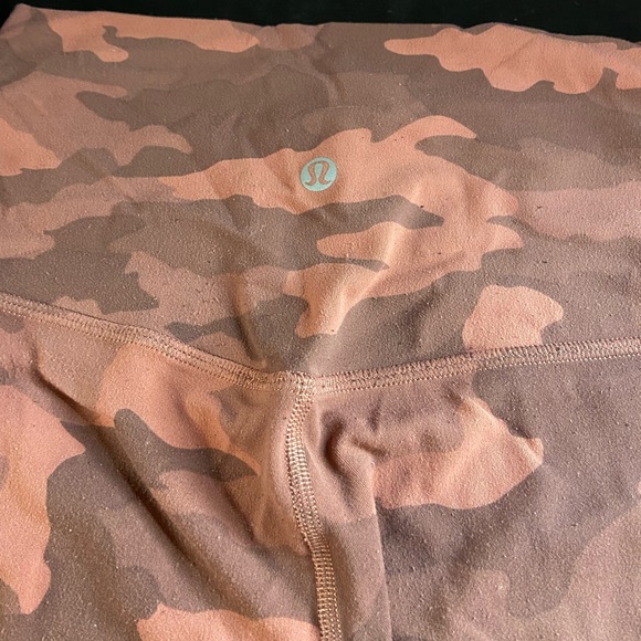 LULULEMON ALIGN™ HIGH-RISE PANT 28" Heritage 365 Camo Brier Rose Multi - Picture 6 of 7